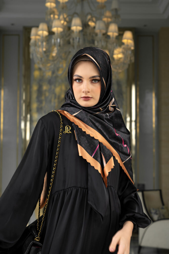 LUMIERE - Black Bronze - Lareine Official