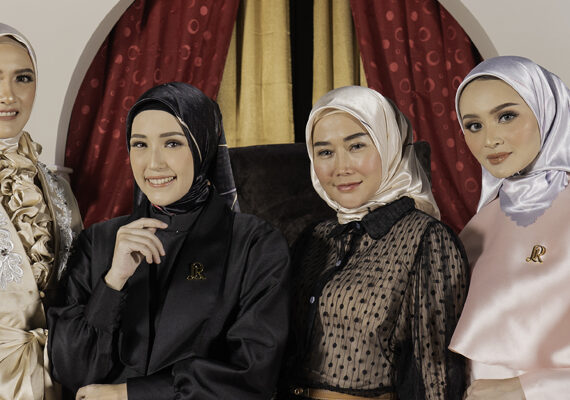 Hijab satin premium LaReine Lumiere Series