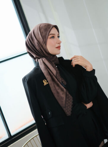 Femme Raiz - Shadow Navy & Molasses Brown