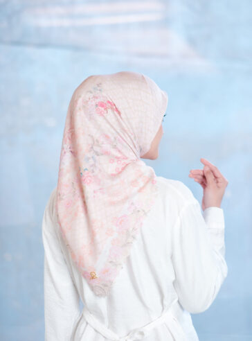 Noure Hijab - Lunera