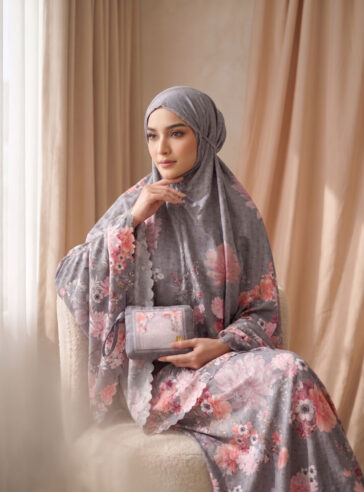 Nayyara Prayer Robe Mukena Travel 2in1 - Aniqa Grey